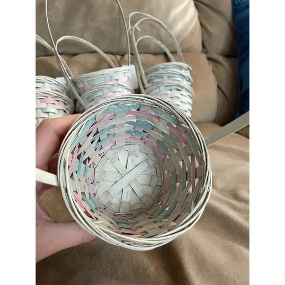 13 Vintage NEW Pastel Small Easter Baskets - Picture 6 of 10
